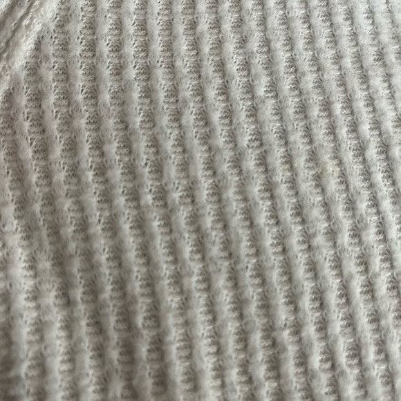 ❤️2/$30❤️[S]Urban Outfitters Out From Under Oversized Waffle knit Cardigan - Picture 7 of 10